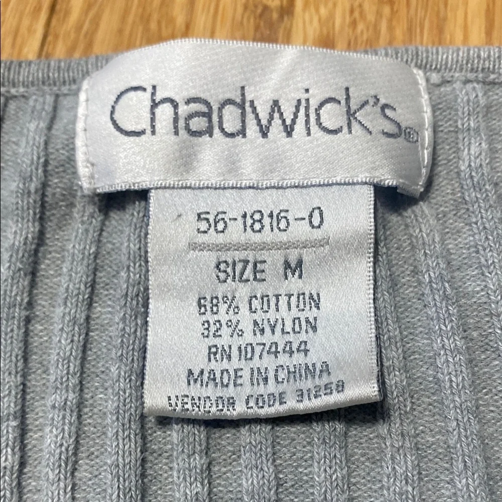 Gray Ribbed V-Neck Sweater - Picture 2 of 2